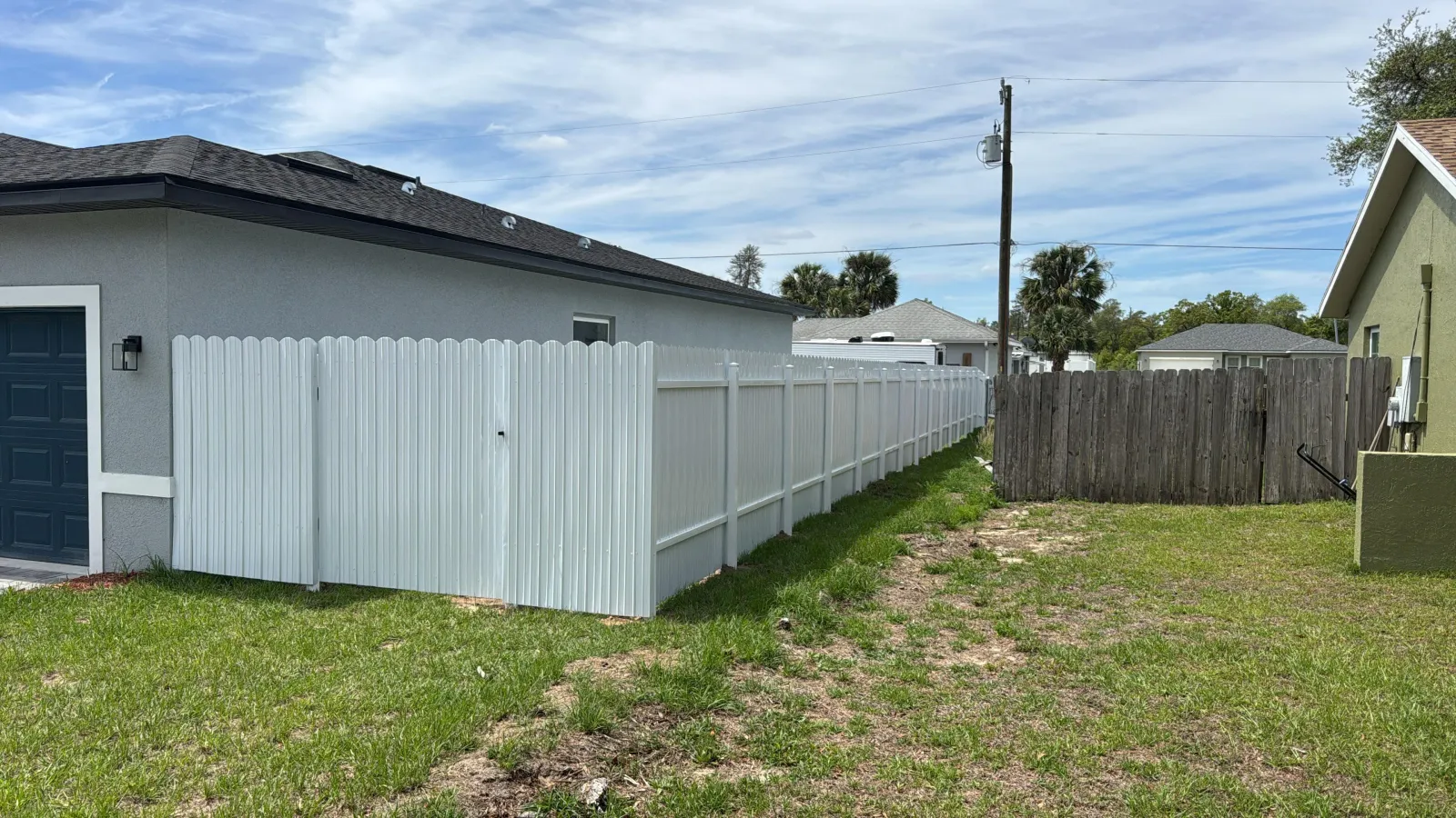 Durafence in white in Central Florida